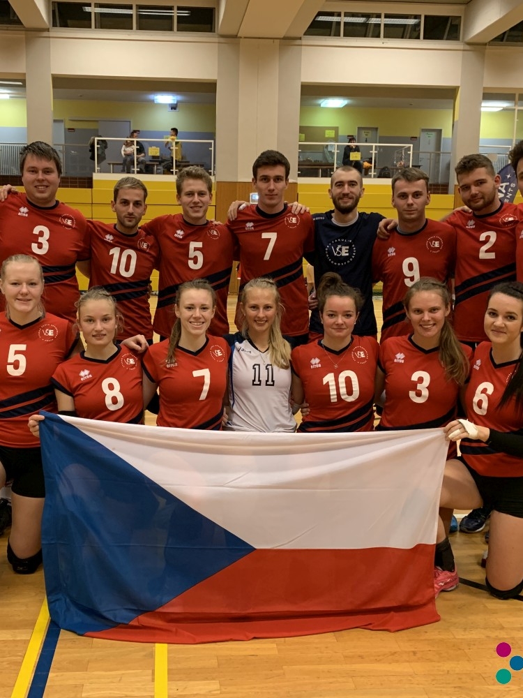 Medailové úspěchy volejbalové reprezentace VŠE na turnaji Euroijada 2019 v Berlíně
